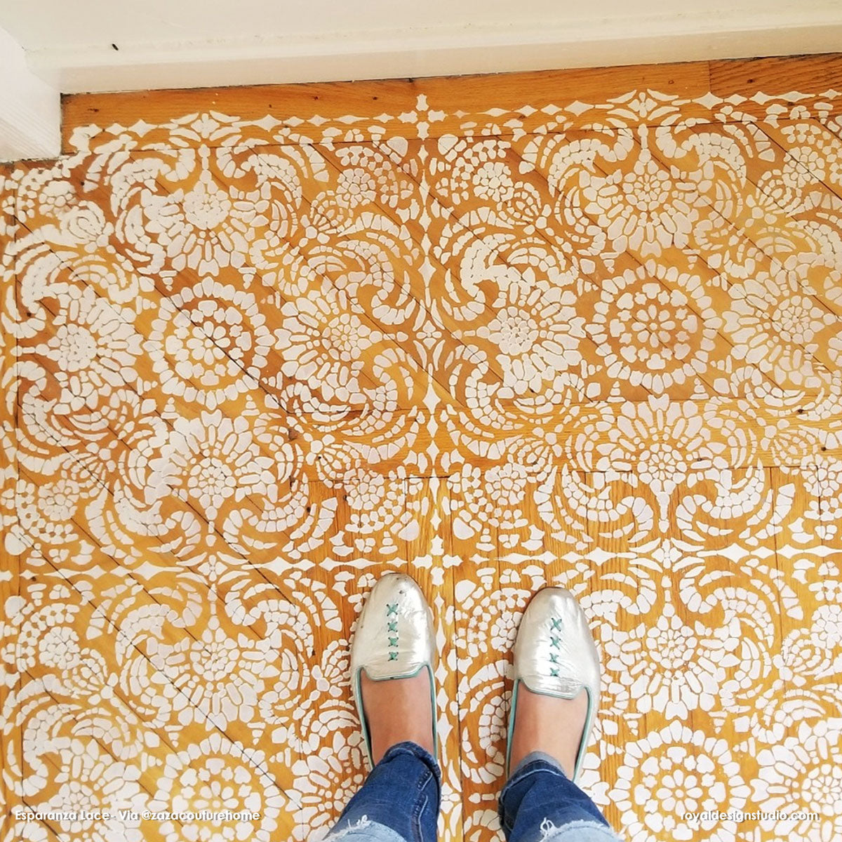 Esperanza Lace Tile Stencil